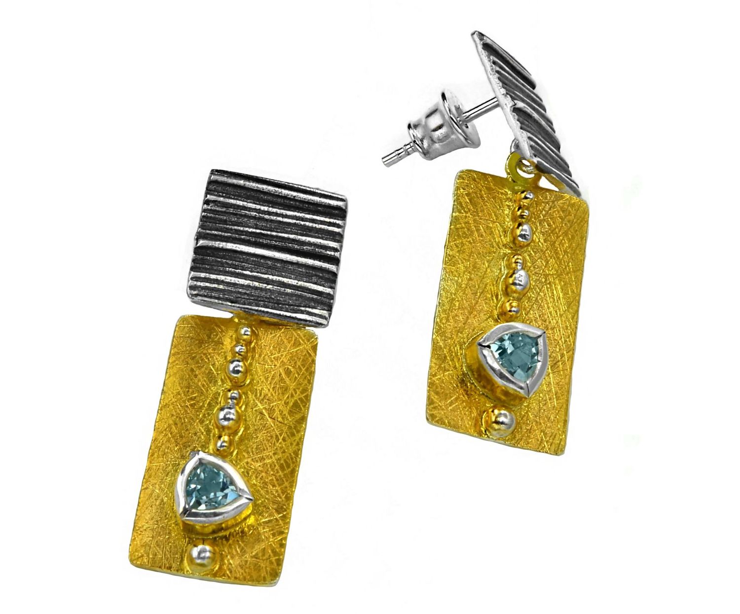 Stylish Topaz Earings