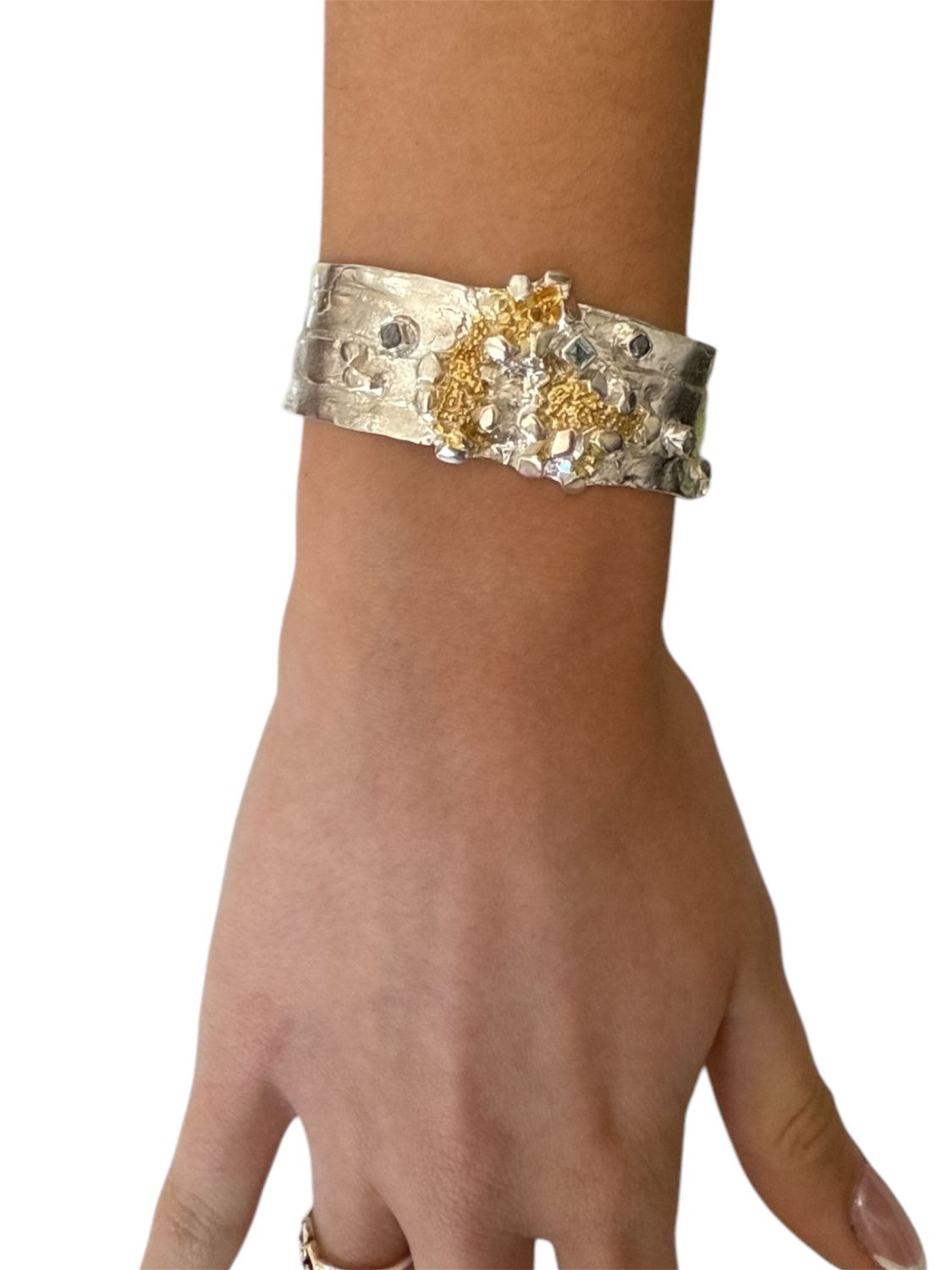 Contemporary blue topaz & rough diamond bracelet