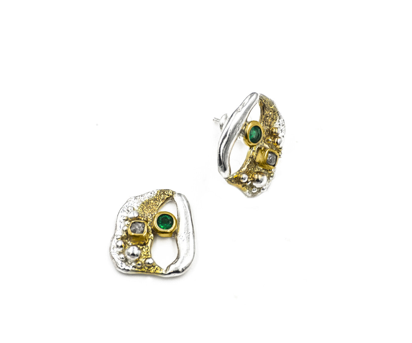 Stunning Diamond & Emerald Earrings