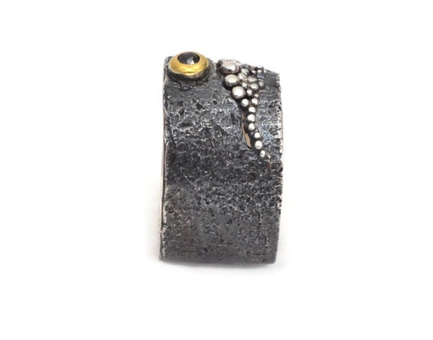 Black Diamond Textured Ring
