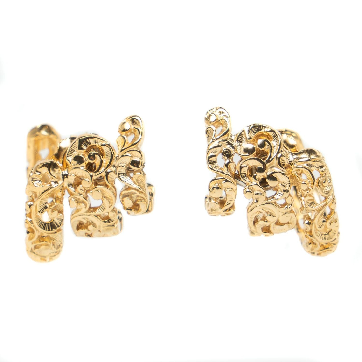 Trible lobe three ring gold earrings