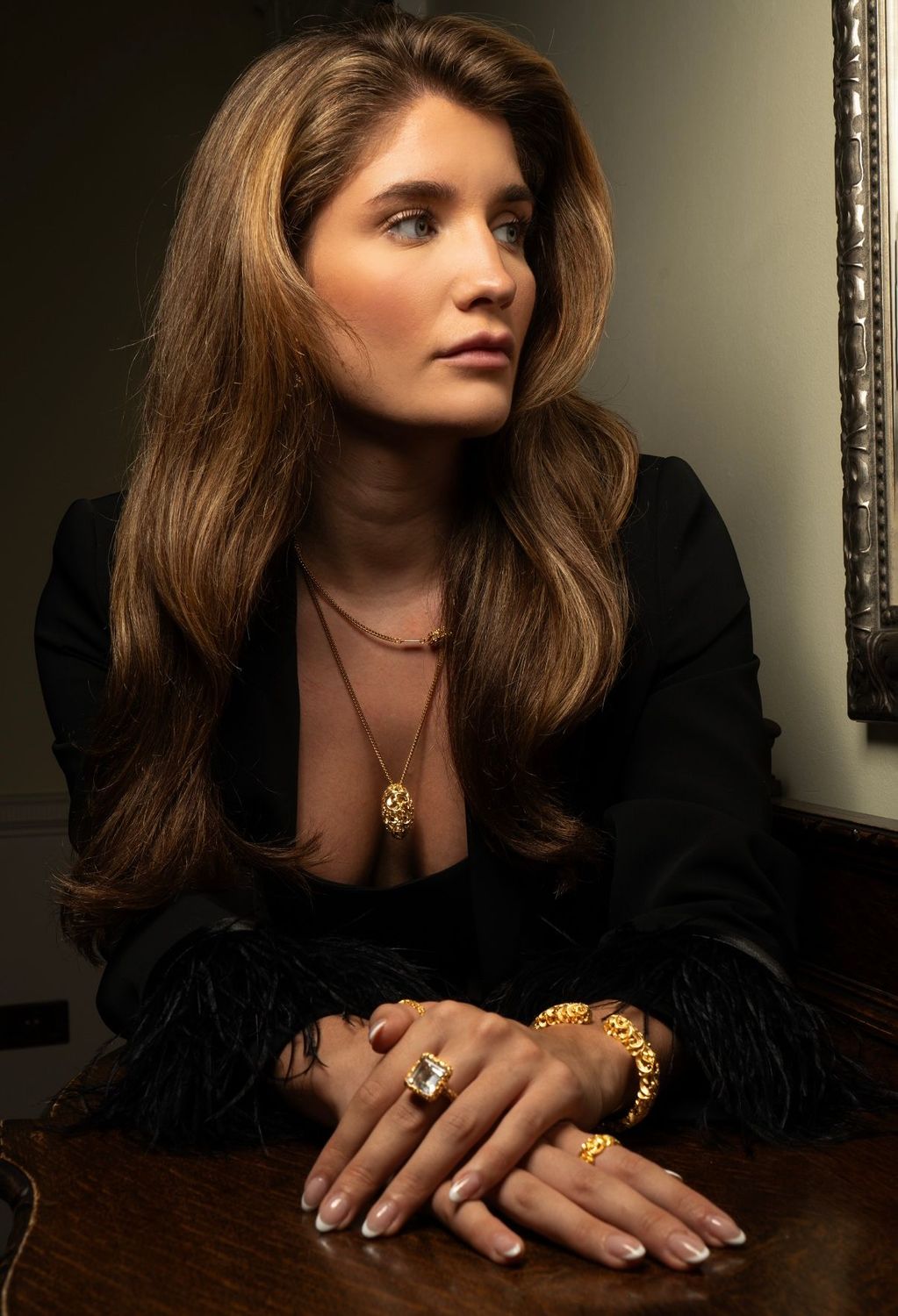 Timeless gold engraved necklace