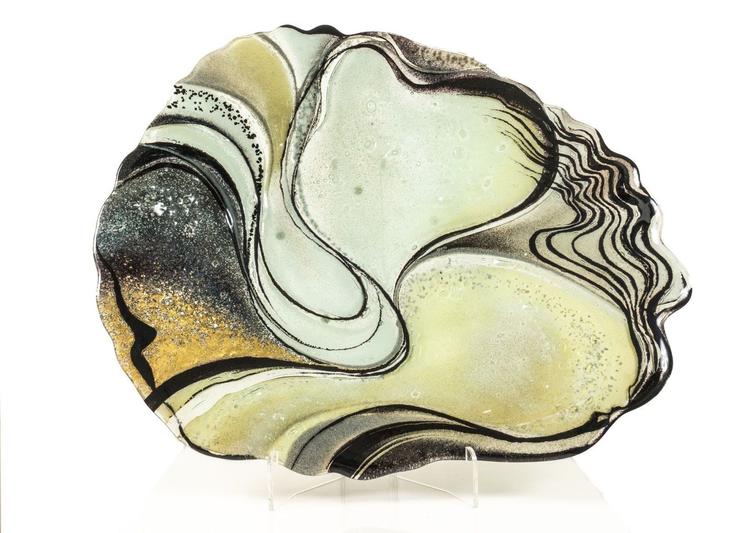 Large sculptural plate/vessel